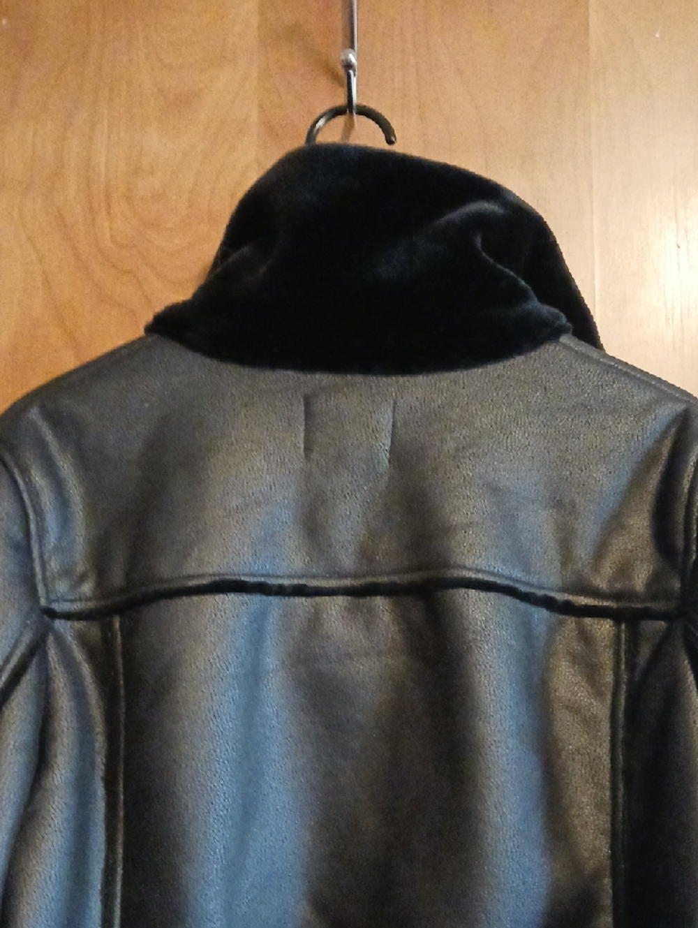 Vigoss Coat - Picture 3 of 10